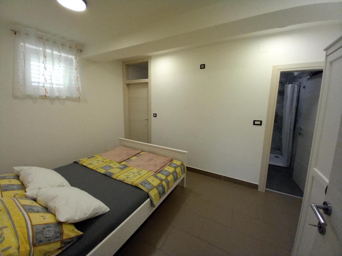 Apartmani Nizic Jadranovo Exterior photo